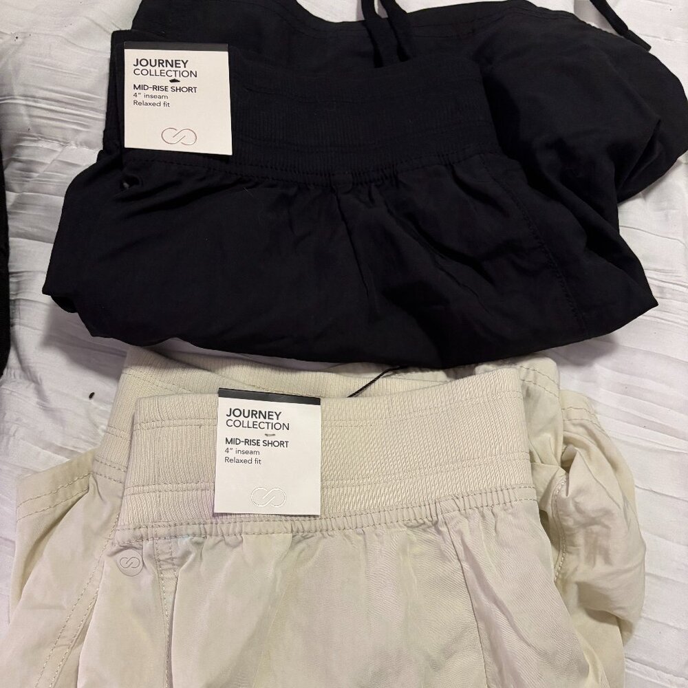 CALIA Women's Crinkle Patch Pocket 4” Shorts: BLACK: NEW WITH TAGS: SIZE M